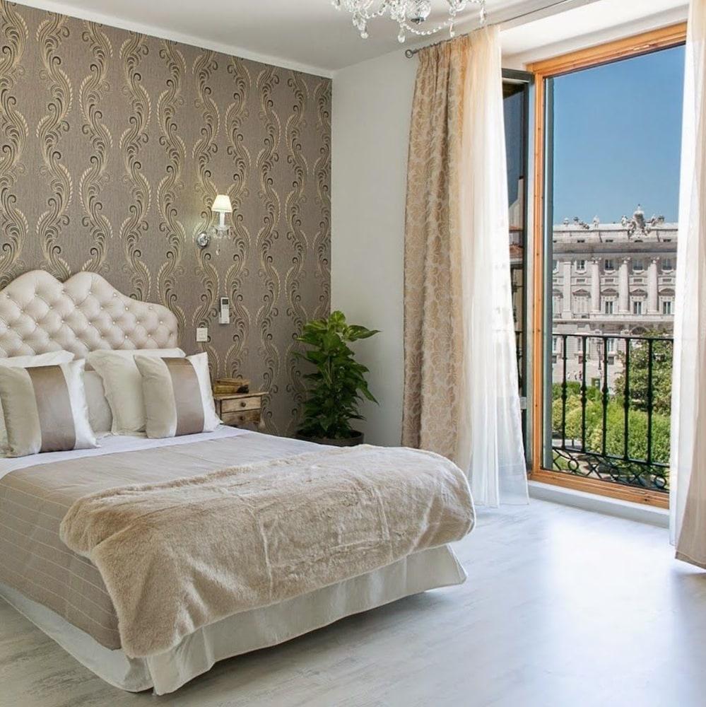 Hostal Central Palace Madryt Zewnętrze zdjęcie